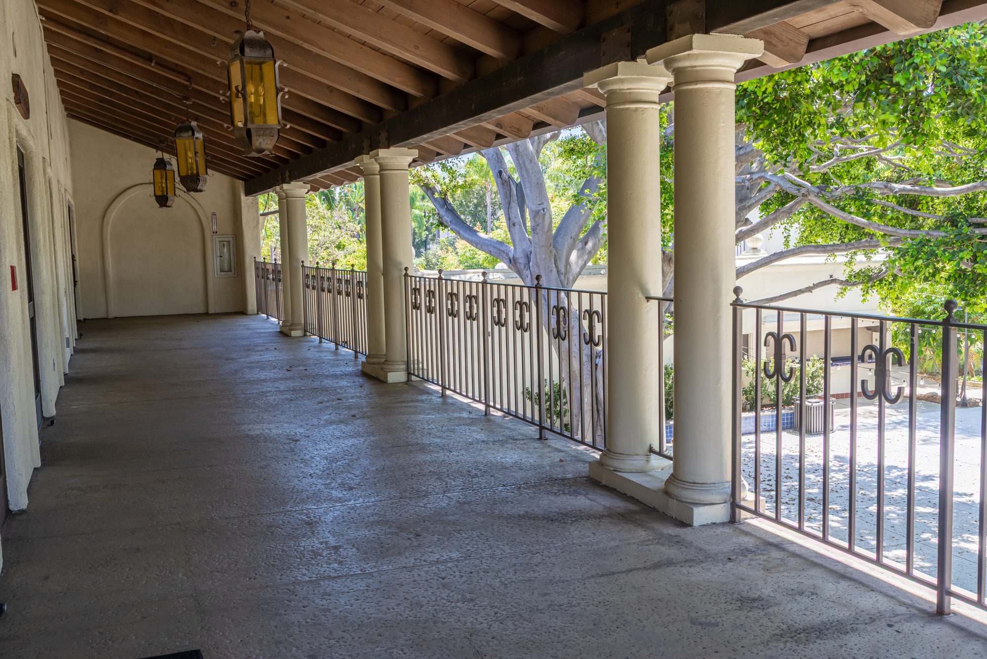 The colonnade along the upper walk at the LA River Center